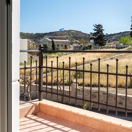 Apartamento Vrisanos Pitsidia Exterior foto