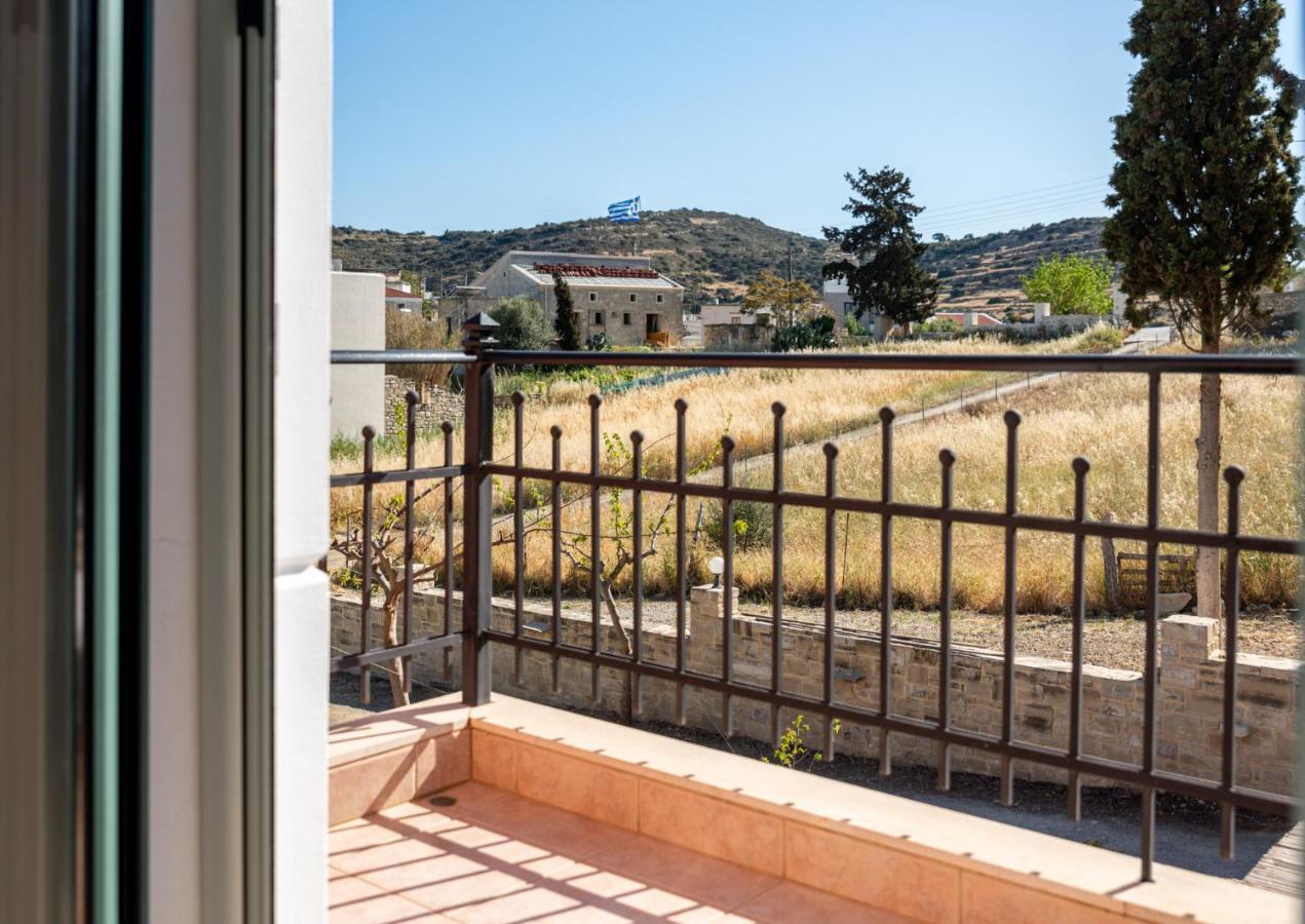 Apartamento Vrisanos Pitsidia Exterior foto