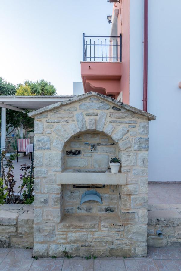 Apartamento Vrisanos Pitsidia Exterior foto