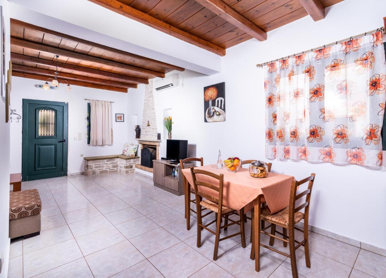 Apartamento Vrisanos Pitsidia Exterior foto