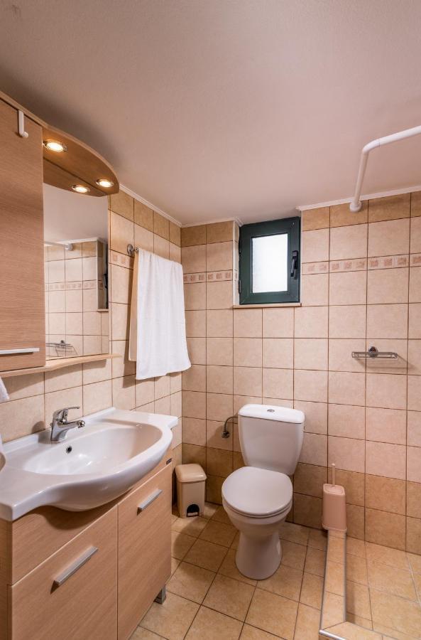 Apartamento Vrisanos Pitsidia Exterior foto